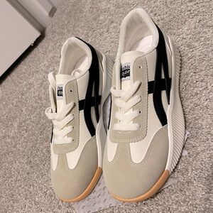 DeFlorence Tennis Shoes